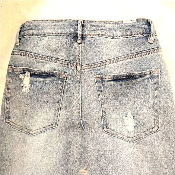 Almost Famous Distressed Boyfriend Jeans Sz 0 Lt Blue Bohemian Festival Thrashed - Picture 9 of 12